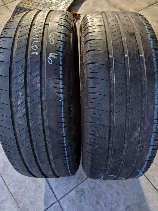 Disponíveis 2 pneus usados 215/60r16 Dunlop 65% piso