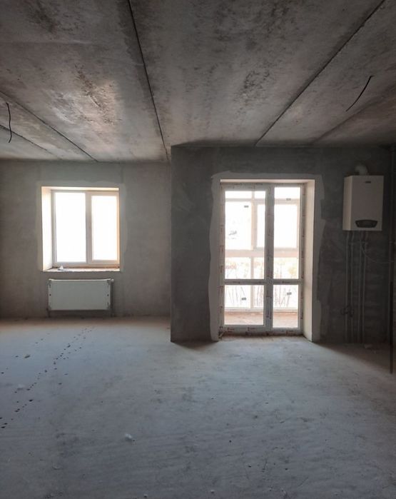 Продаж 3 кімнатної квартири в новобудові