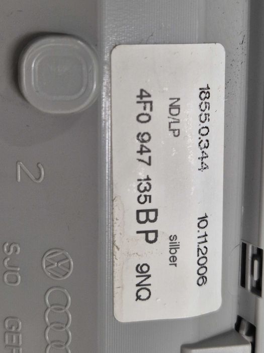 audi a6 c6 lampka oświetlenia oświetlenie kabiny LED