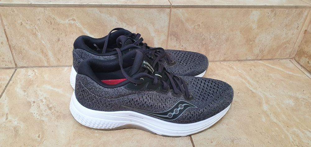 SAUCONY CLARION 2 męskie sportowe rozmiar 42 wkładka 26,5cm stan bardz