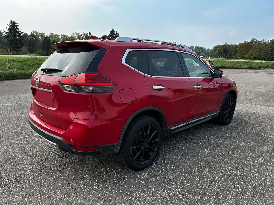 Nissan X-Trail      2017