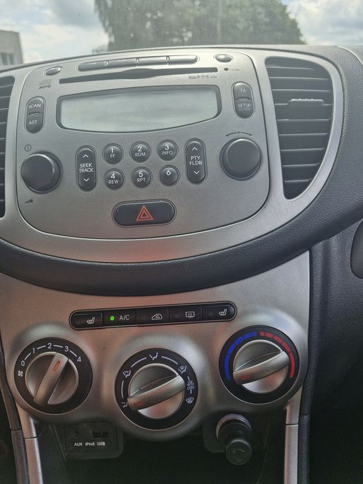 Hyundai  I 10  2012 rok 1.1 benzyna