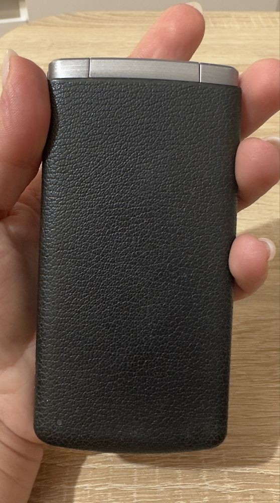 LG Wine Smart smartfon