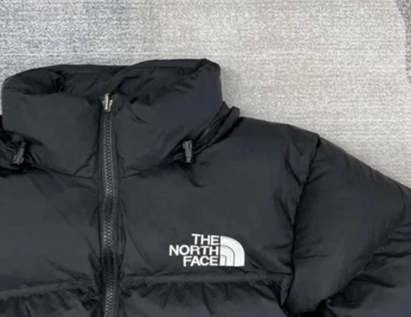 The North Face 1996 Retro Nuptse 700 US-XS
