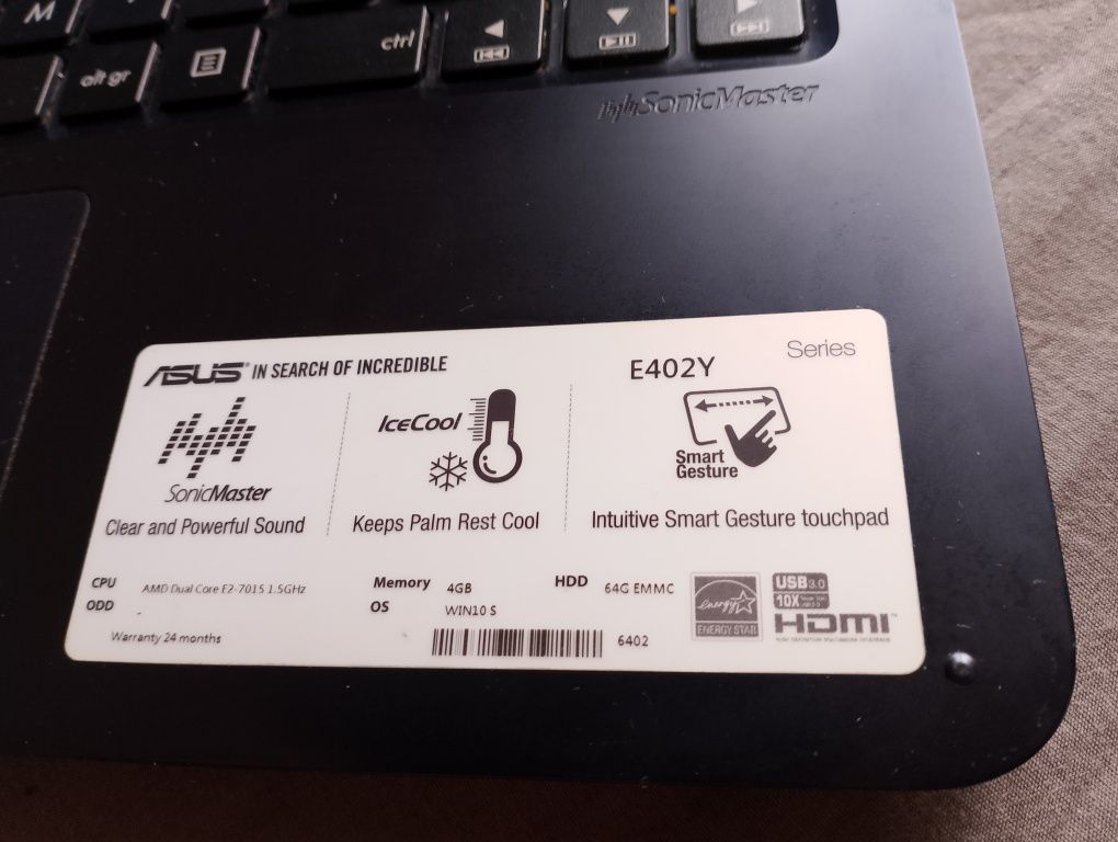 Laptop Asus E402Y