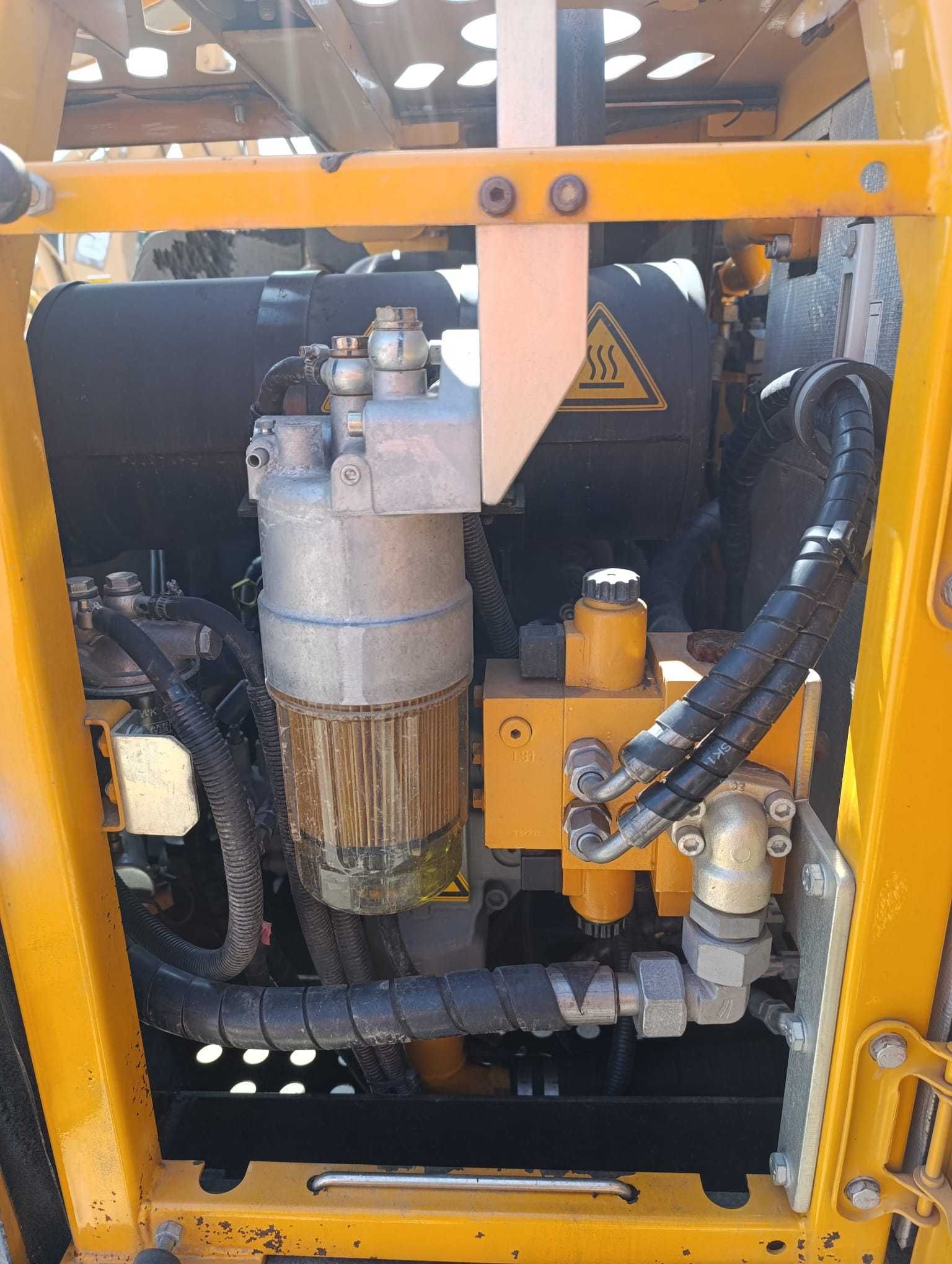 Minikoparka SANY SY75C waga 7280kg z 2015r klimatyzacja sprowadzona .