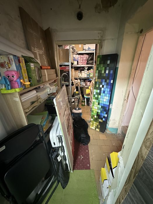 224 м² у центрі — ідеально для дитячого або навчального центру.