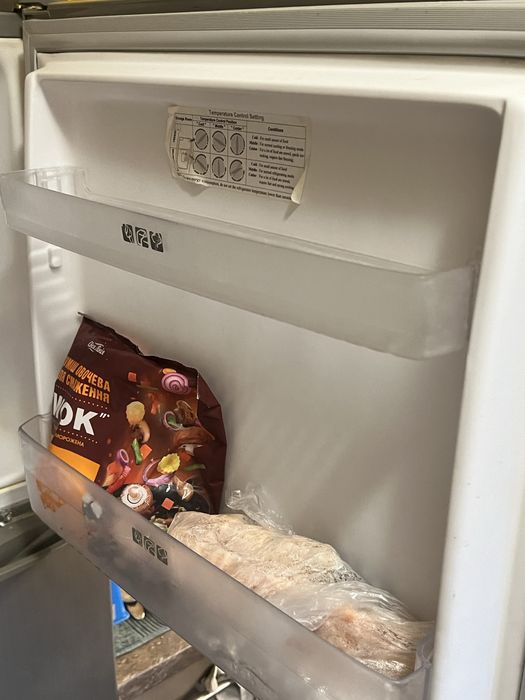 Ідеальний холодильник Samsung із дуже хорошою системою охолодження