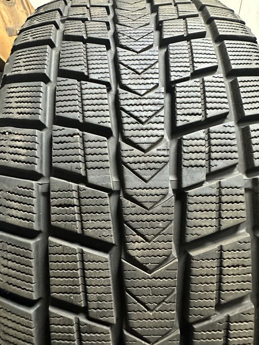 Гарні шини преміум свгменту.