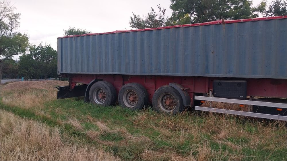 На повному бойовому ходу.      Торг до победи.  Обмін на трактор