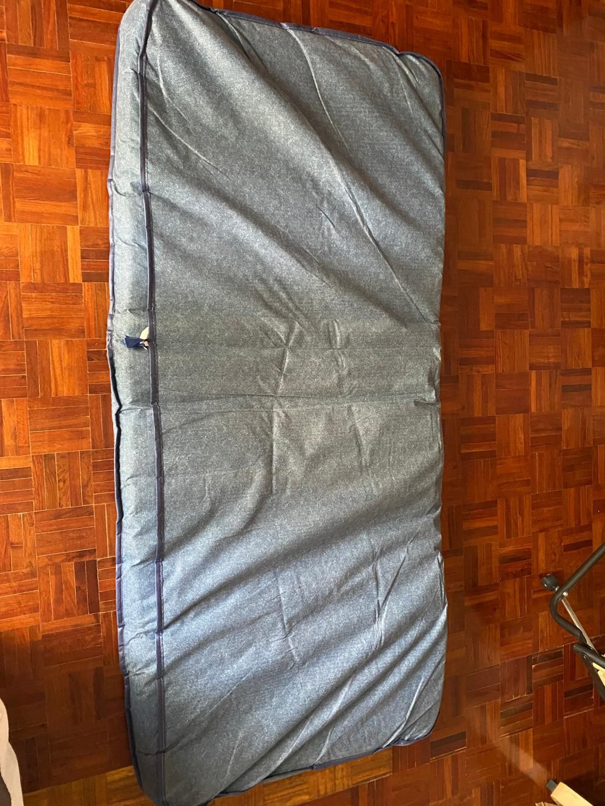 Cama divã solteiro