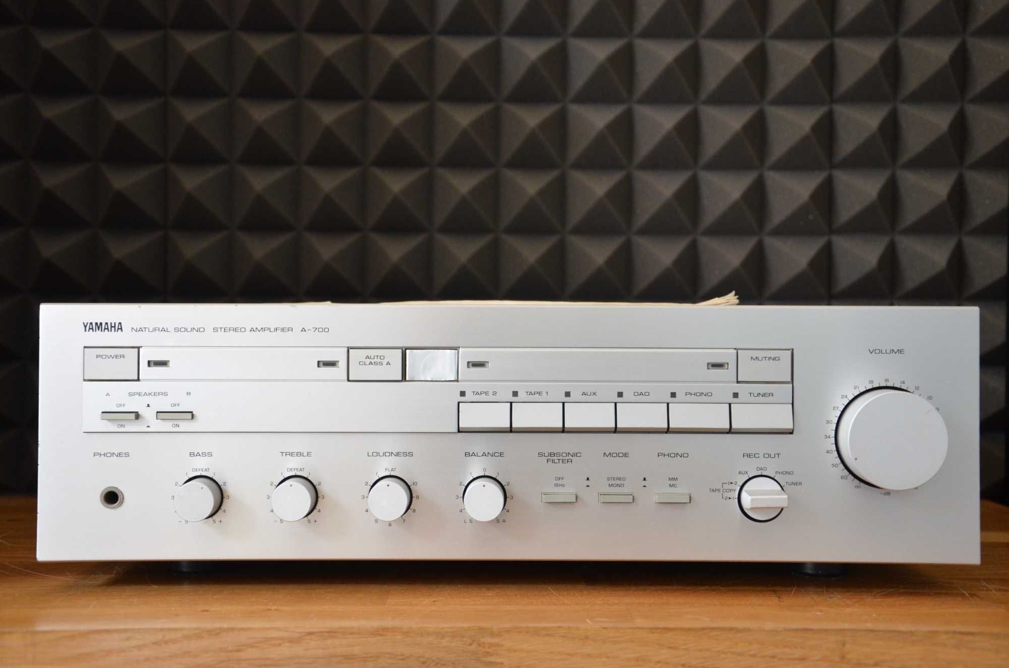 Wzmacniacz YAMAHA A-700 / 630 W / CLASS A