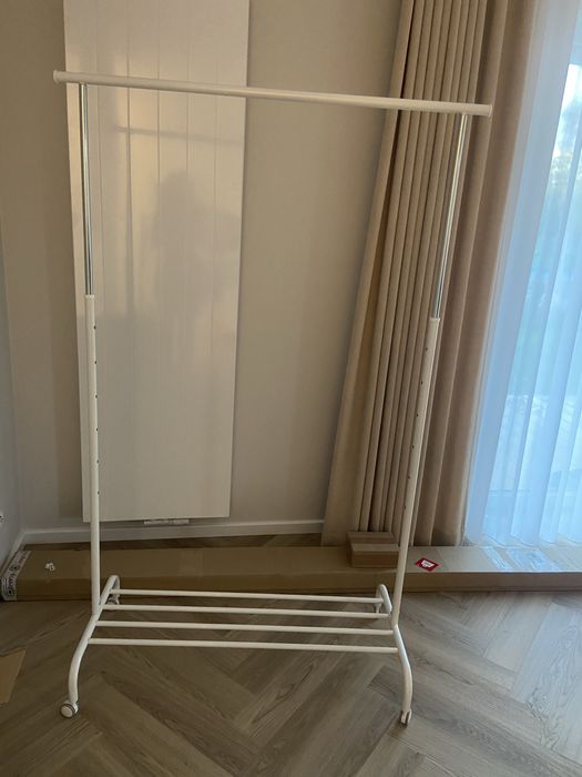 Ikea Rigga wieszak na ubrania