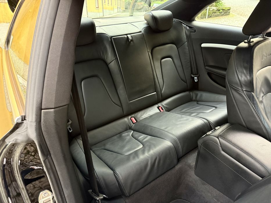 Audi A5 Coupe2.0 TDI S-Line 170cv cx manual  Nacional