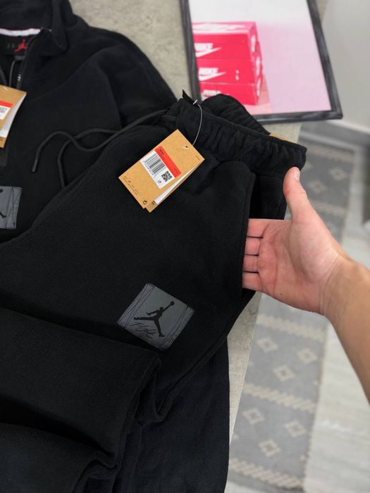 Флісові костюми jordan з вишитим логотипом