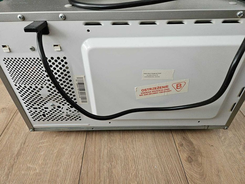 Mikrofala BOSH HMT75M451
