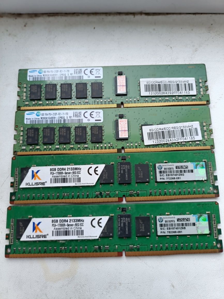 32GB (4x8GB) DDR4 21133MHz ECC RAM