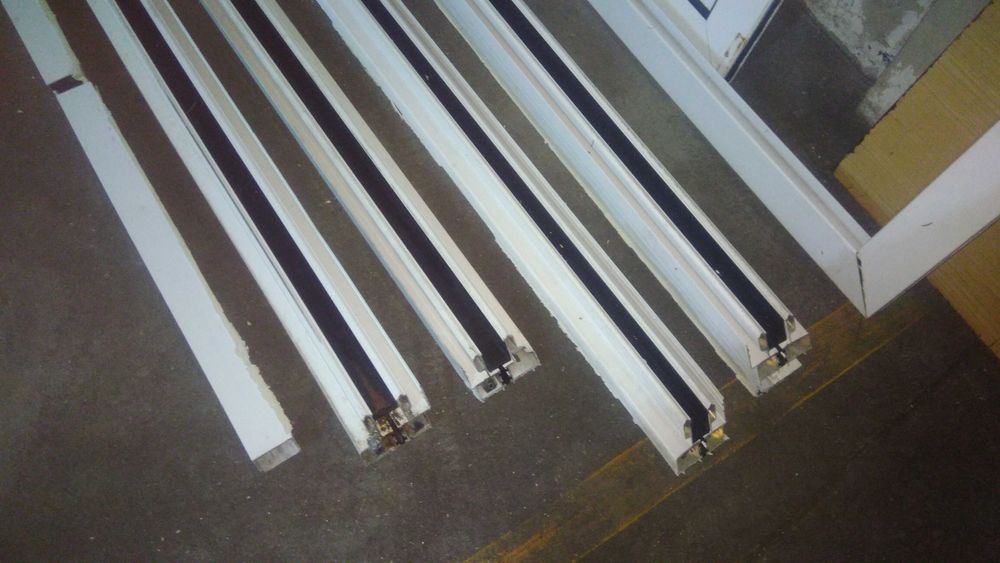 Porta Correr 2 fls - Alumínio Corte Térmico.