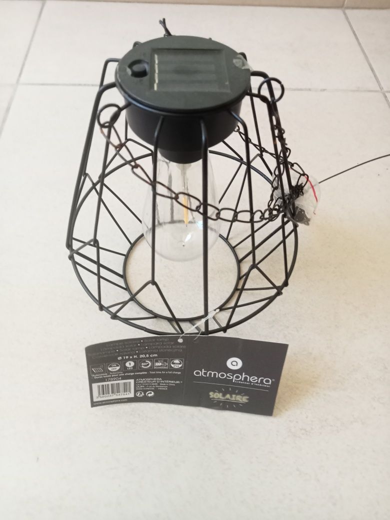 Candeeiro solar de jardim