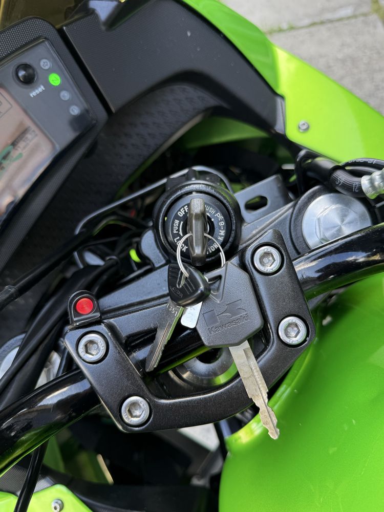 Kawasaki Ninja 400-R з Японіі без пробігу по Укр