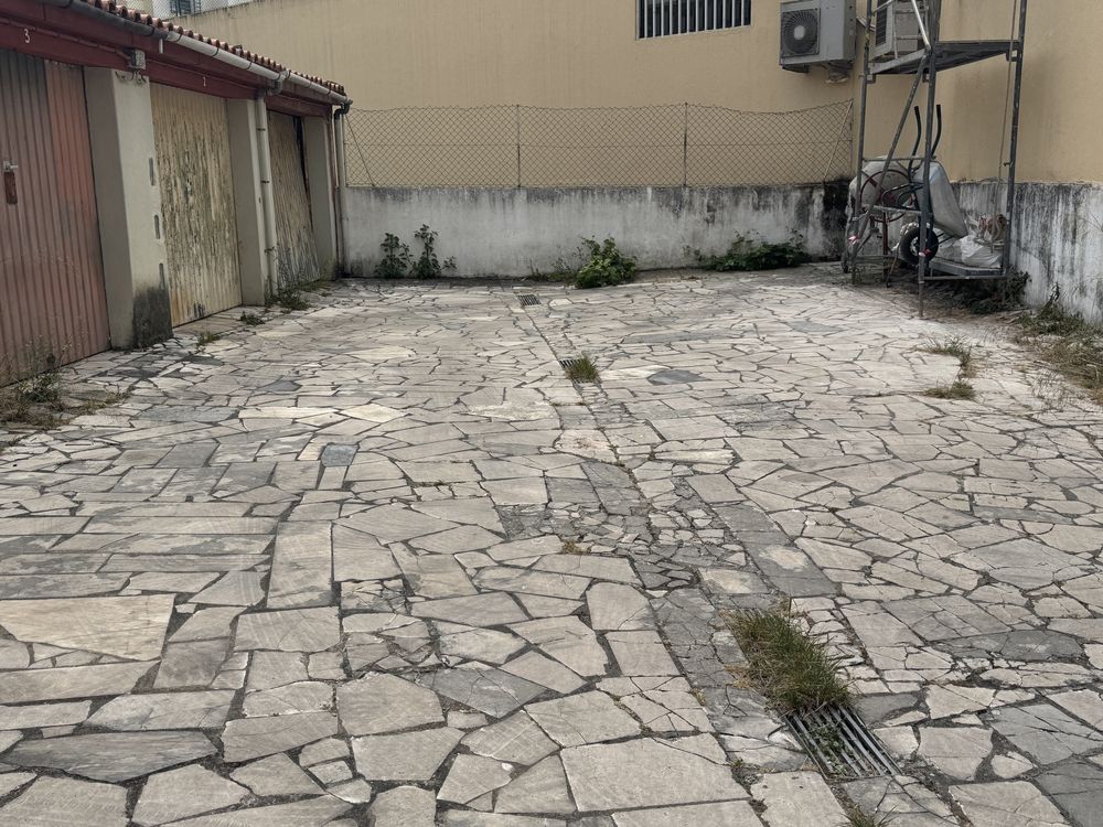 Garagem Centro Mem Martins