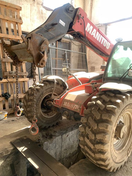 Телескопический погрузчик Manitou MLT 741