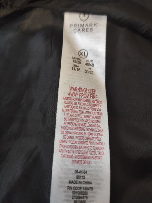 Продам жіночу куртку.