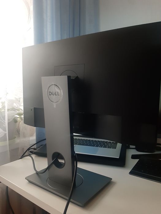 Dell P2419H 24 cale – stan idealny + komplet kabli + paragon
Sprzedam