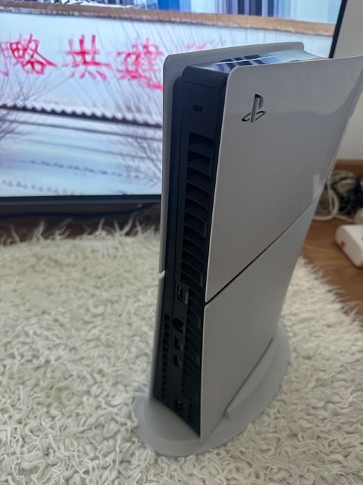 PlayStation 5 (CFI-2016) –1,5 lat  + 2x PAD DualSense