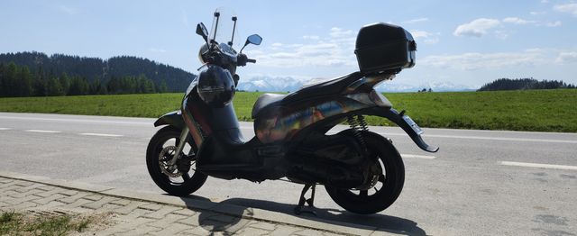 Aprilia scarabeo 250ie ,2007r