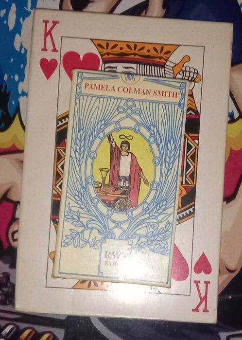 Tarot de Rider Waite ilustrações de Pamela Colman Smith. Um Baralho XL