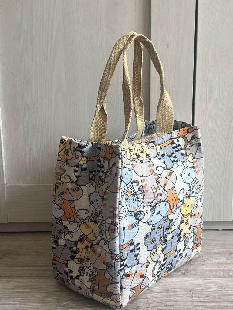 Praktyczna torba materiałowa z motywem kotów