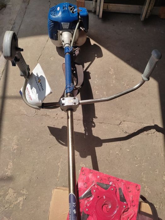 Мотокоса "WIN-TECH"