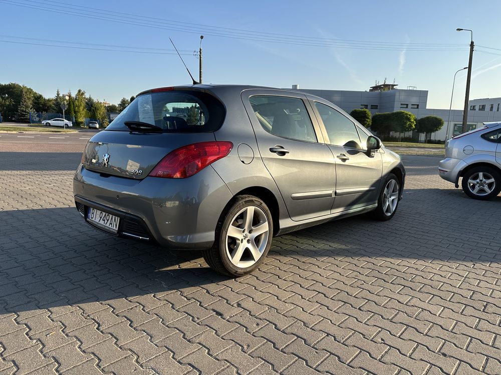 Peugeot 308 benzyna