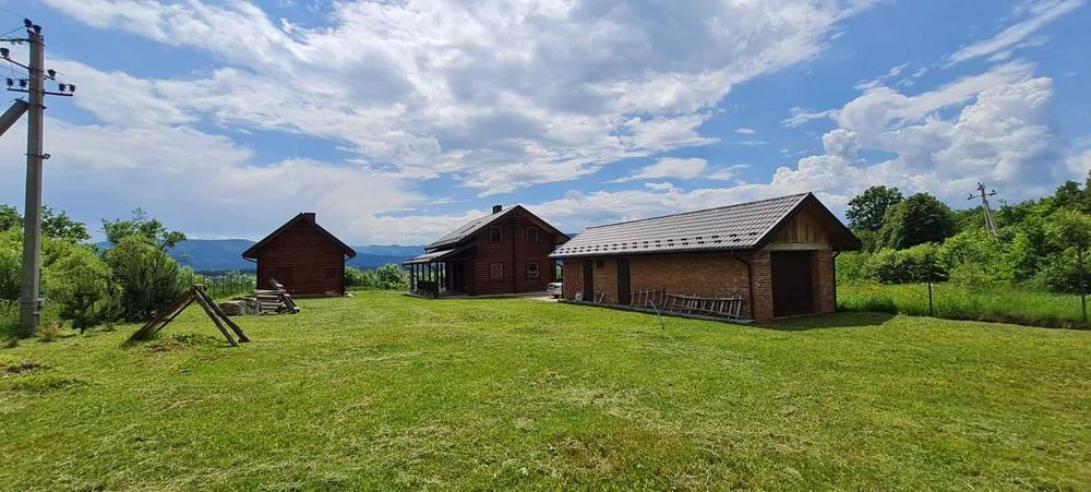 Дім в карпатах.Зруб комплекс + баня.гараж
