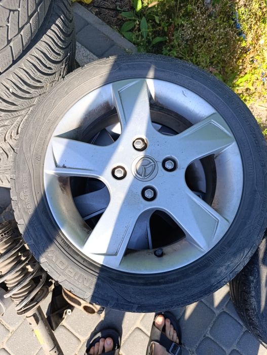 Alufelgi Mazda 2 4x108 15 nakrętki