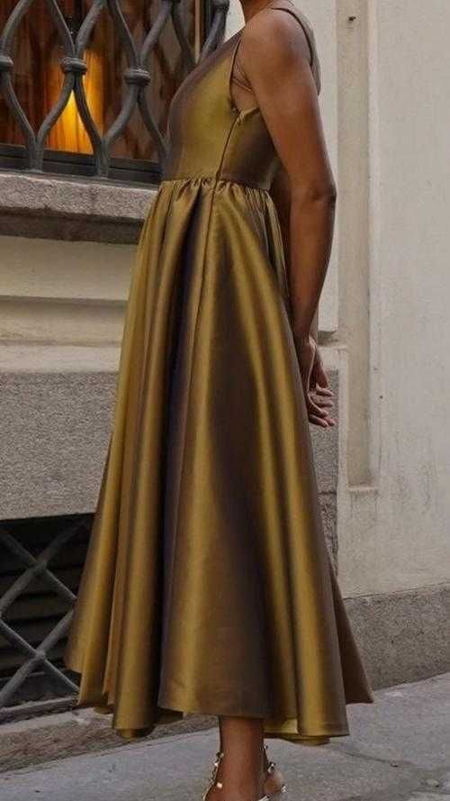 Vestido dourado Kaoâ