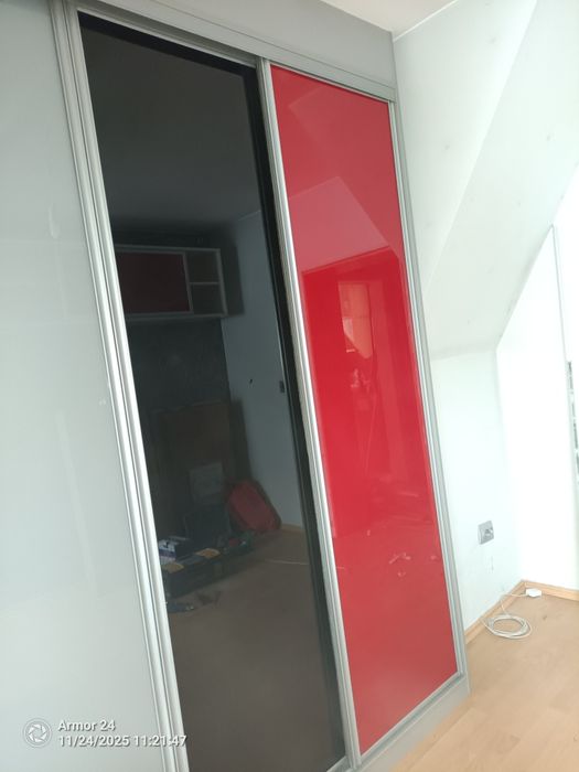 Drzwi do szafy przesuwne lakobel