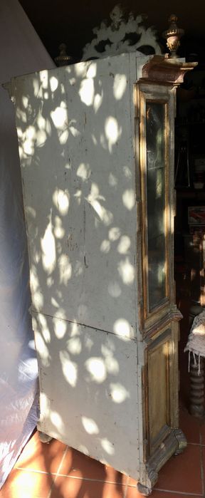 ORATÓRIO ANTIGO - com base - 4 portas - 188x75x39 cm/s