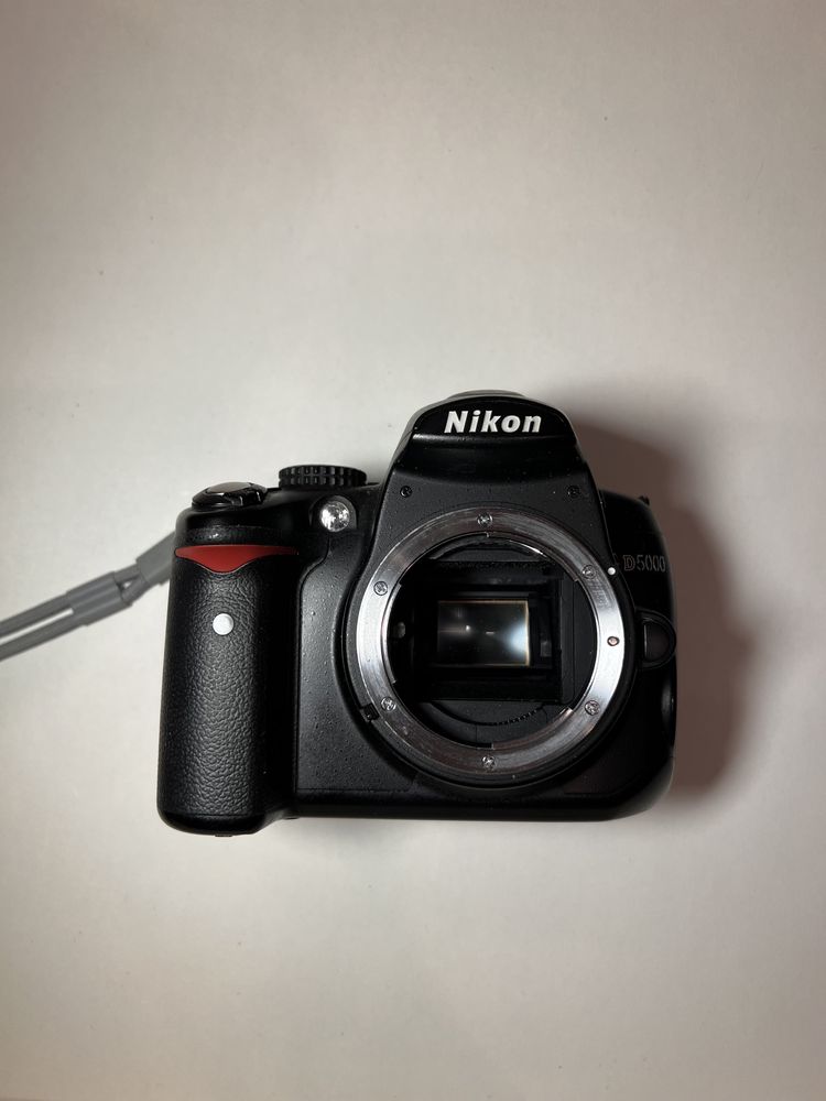 Nikon d5000 с обективами полный комплект