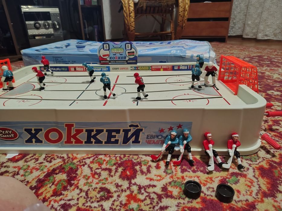 Продам настільну гру хокей