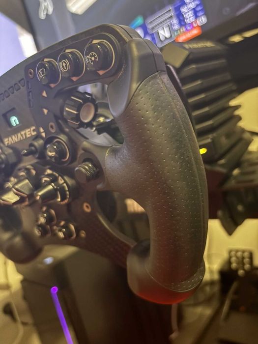 Fanatec CSL DD + Booster 8 NM + Volante V2.5 Formula + Clamp