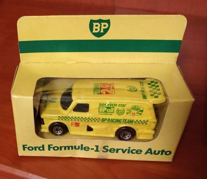Miniatura vintage - Ford Supervan II - Matchbox