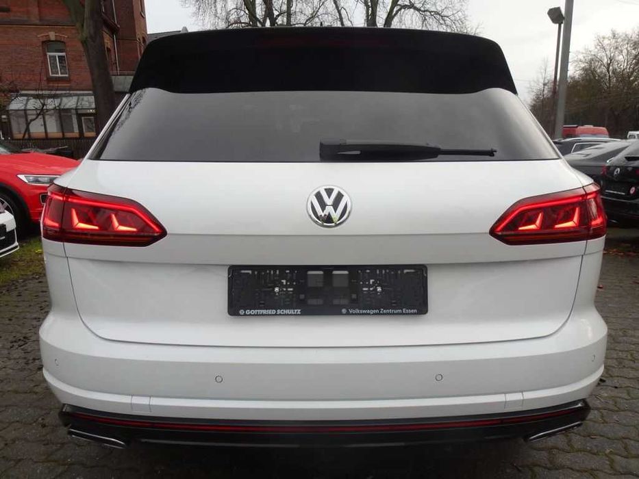Разборка VOLKSWAGEN Tiguan Touareg 5n 7p бампер капот фара крило