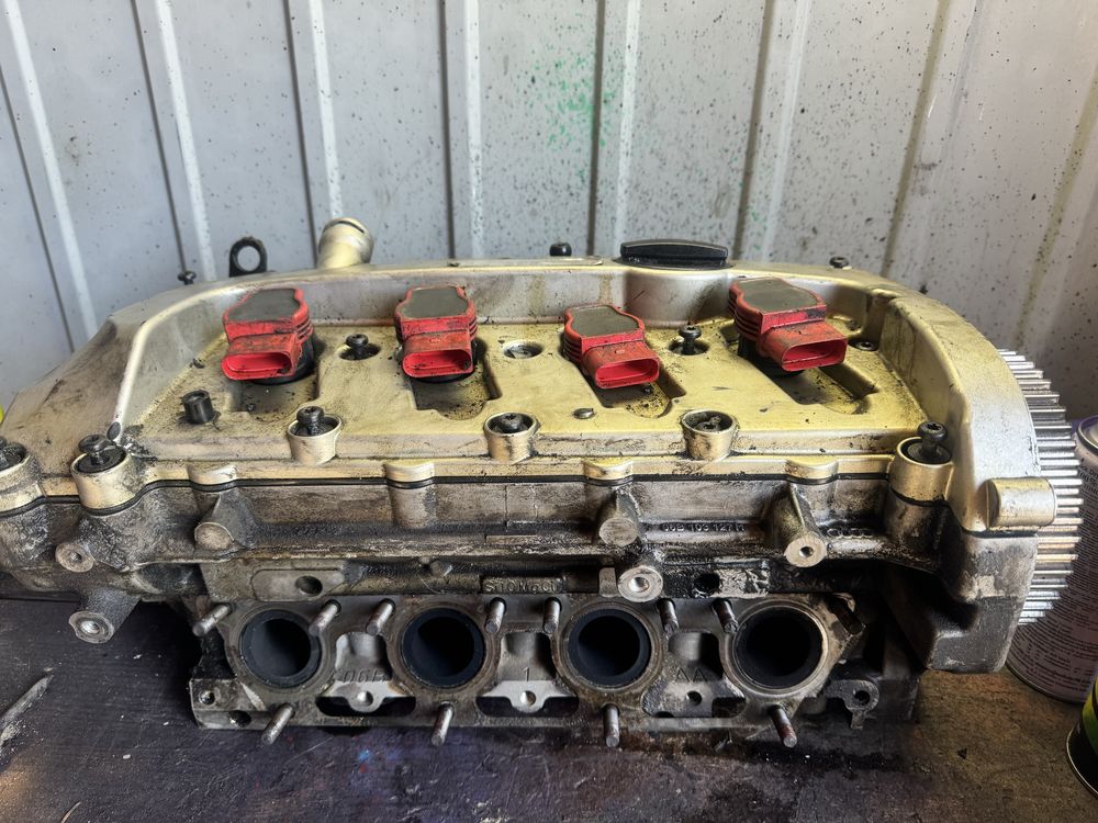 Гбц головка ALT audi a4 b6 2.0T 06B103373AA головка ауді а4 б6