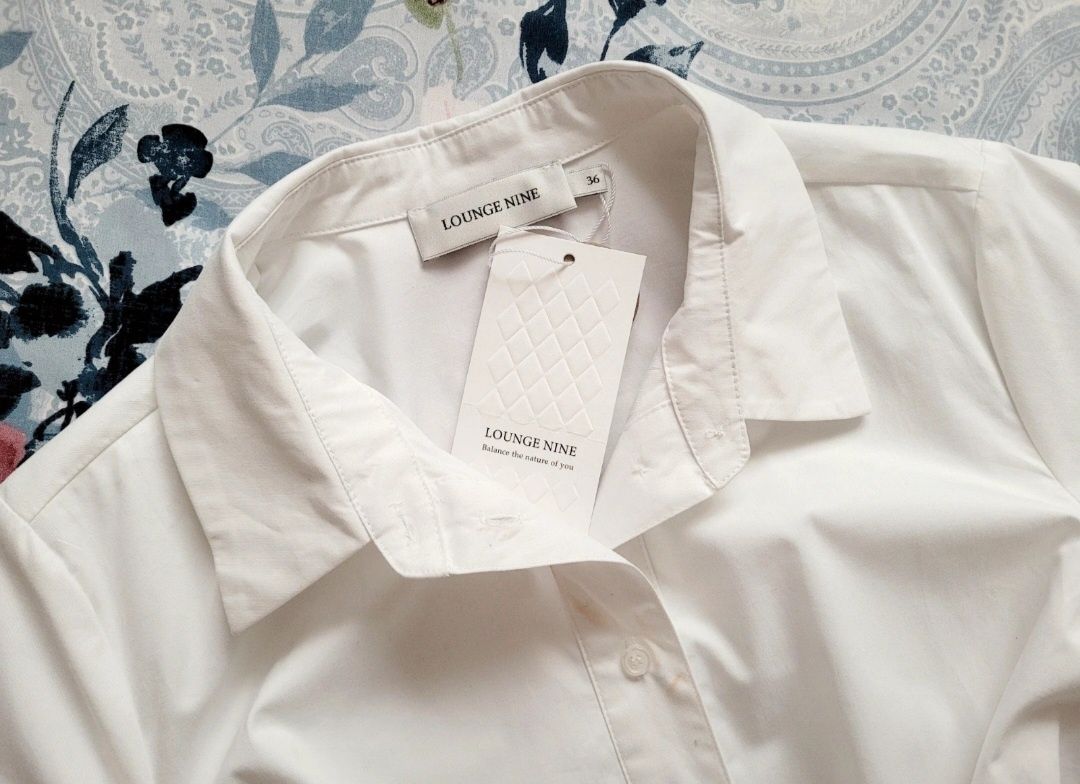 Biała  koszulowa bluzka z wiązaniem  Lounge Nine,rozm.XS/S