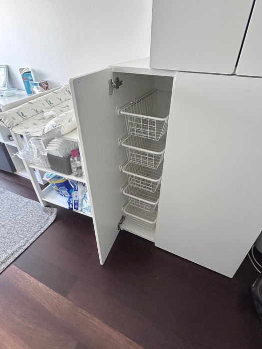 Roupeiro IKEA para criança