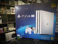 Приставка PS4 Sony PlayStation 4 Pro White Повний комплект + Гарантія!