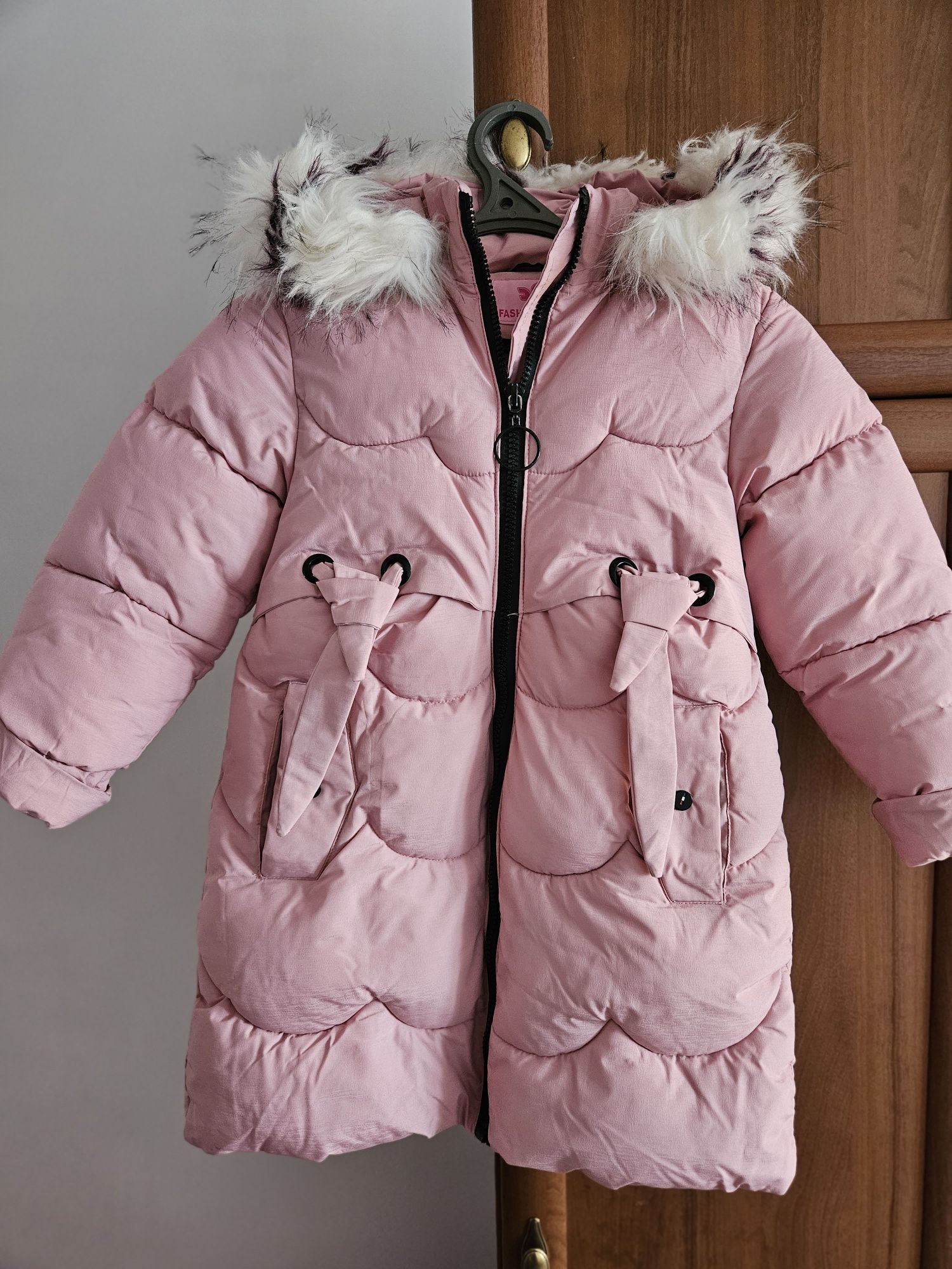 Зимова куртка пальто для дівчинки