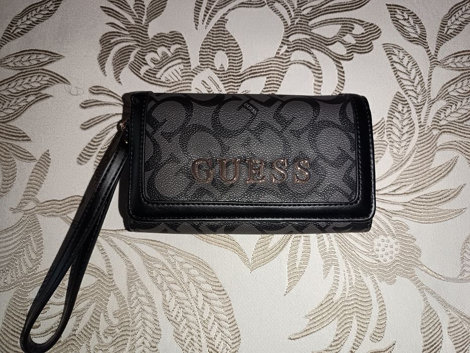 Carteira Guess nova com etiqueta